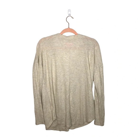 ISAAC MIZRAHI Waffle Knit Open Button Down Cardigan Sweater - Picture 3 of 6